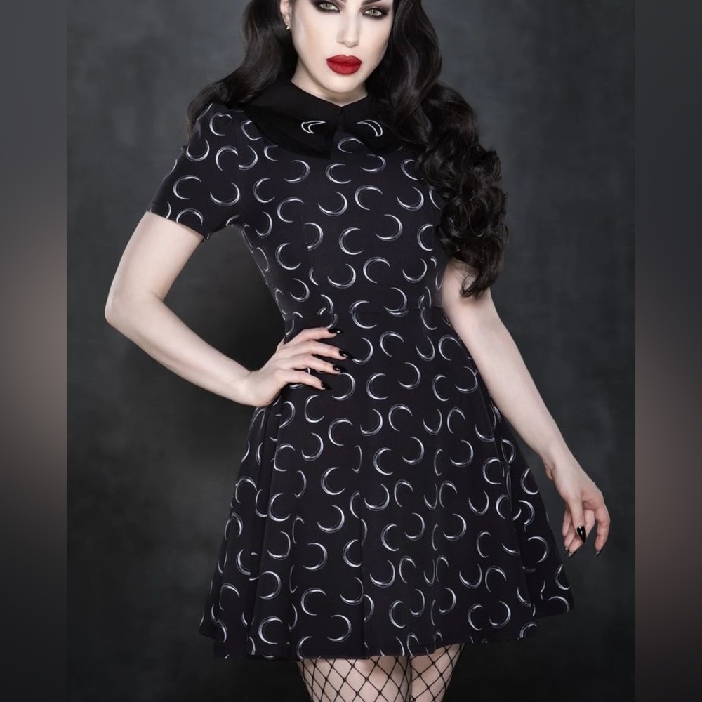 Katakomb Just a Phaze Moon Collar Dress Size L